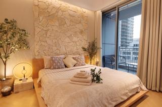 Sophisticated Studio near Burj Khalifa - 6