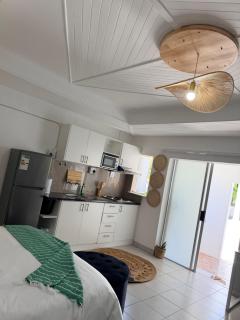Yoleni self catering apartment 2 - 7