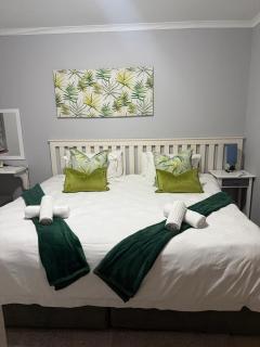 Lakeview House, Greenway Woods Resort - 2
