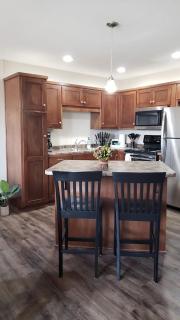 Quiet Renovated Apartment. - 0