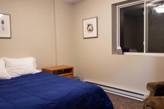 Quiet Renovated Apartment. - 7