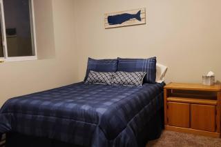 Quiet Renovated Apartment. - 5