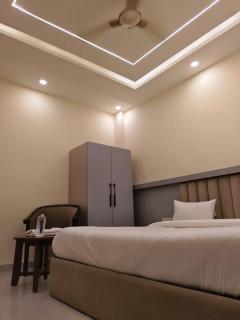AARAMBH INN hotel - 4