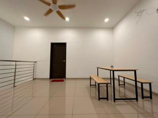 Akeli Homestay - 8