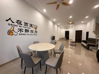 Akeli Homestay - 5