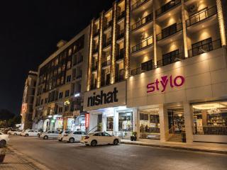 1 BHK Apt Bahria Phase 7 Paradigm Heights Near Eiffel Tower - 1
