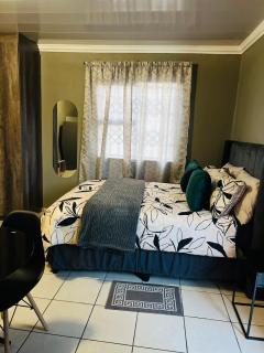 5604 Guesthouse - 3