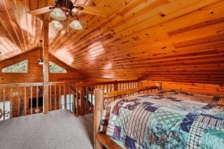Secluded Cabin Villa with Hot Tub, Pond & Hiking - 4