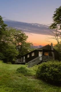 Two Cabins for 16 Suna Fire Pits - 3