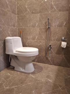 Modern Suite with Balcony Near Opulent Hotel - 6