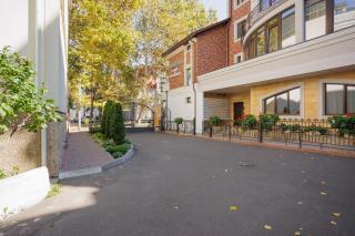 Central Boutique Apartment - 2