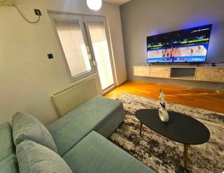 Urban Skyline Apartment - 1