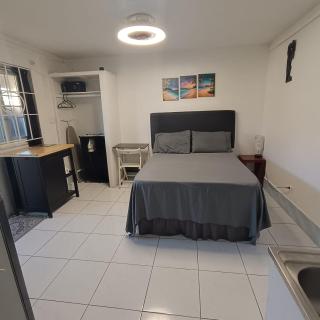 Montego Bay Sea View Guesthouse - 8