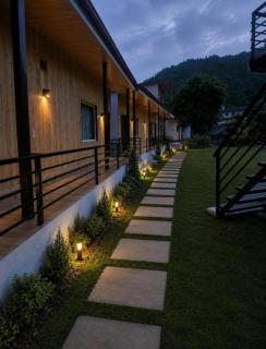 Himlayan bliss resort - 8