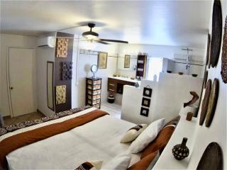 Pelican Key Tranquility Suite 1 Bedroom Apartment - 3