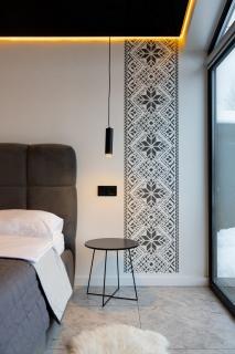 Black House - 0
