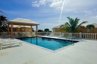 Pelican Key Tranquility Suite 1 Bedroom Apartment - 8