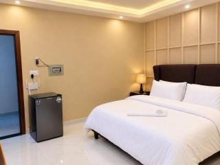 The Ivory Studio - 5