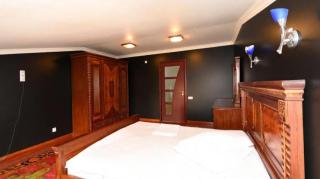 Holiday Home and pool - 1