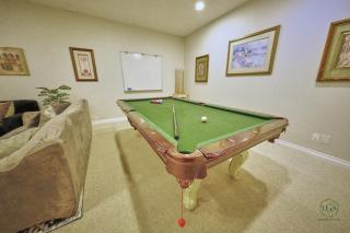 6BR Dual-Suite Exec Retreat Hot Tub 2 Kitchens - 3