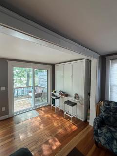 2BR lakefront home, stunning water views - 9