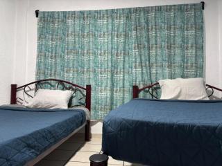 Room near AICM Airport - 7