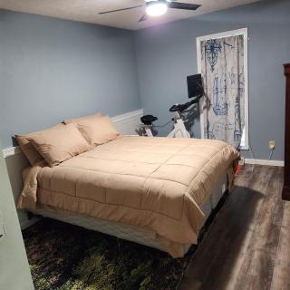 A room on a farm - 5