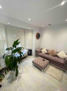 Private room in Caversham - 2