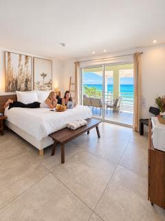 Suite 4 Mogador Residence, 1BR, brand-new, rare & luxury, beach view - 9
