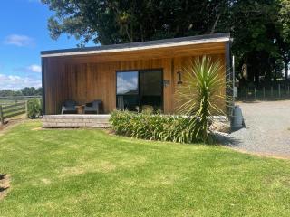 Highlander Farmstay - Cabins - 9