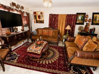 Siéntete Como en Casa! Espaciosa y Acogedora Tu Próxima Estancia Favorita Casa Acogedora Perfecta para Familias y Grupos Casa Privada Comodidad y Excelente Ubicación Descansa, Disfruta y Siéntete en Casa - 0