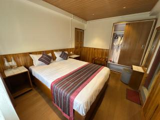 Makhim Residence Serviced Apartment with kitchen - 9