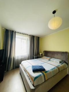 Renovated UB studio unbeatable location - 6