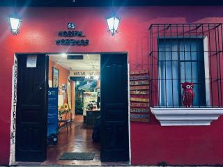 Morenos Hostal - 9