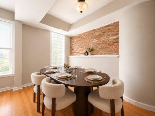 Walk to Yale & Downtown | New Haven Stay - 7