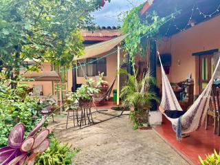 Morenos Hostal - 1
