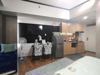 comfy studio type condo near airport - 3