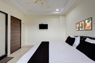 Hotel O Satyam Junction Seethammadhara - 3