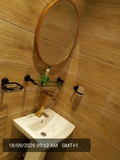 Luxury 4BR in Lekki Phase with Rooftop & Gym - 2