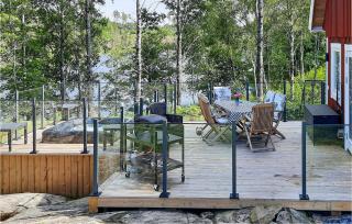 Stunning Home In Älvsered With Wifi - 4