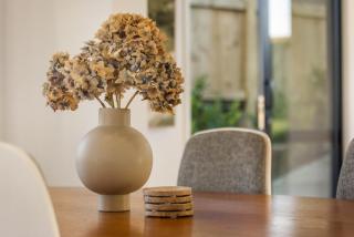 Mountain Edge | 3 Bedroom Modern Wanaka Home - 7