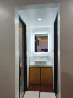 FountainBlue Hotel and Banquet Hall - 7