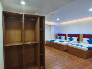 FountainBlue Hotel and Banquet Hall - 1