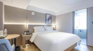Lavande Hotels·Qingdao Wusi Square - 1