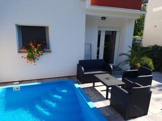 Happy Home Apartman - 4