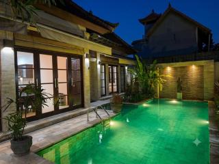 Villa Kenanga Sanur Traditional Balinese House - 1