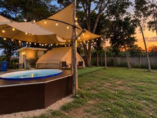 Riverside Glamping Resort Kanchanaburi - 6