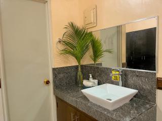 Ysidore Garden Resort - 2