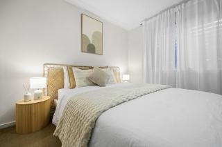 2-Storey 3BR Haven Sleeps 8 Free Parking, Gym - 7