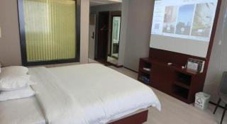 V.crown Holiday Hotel - 4